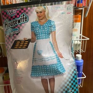50's Housewife Costume with Polka Dots